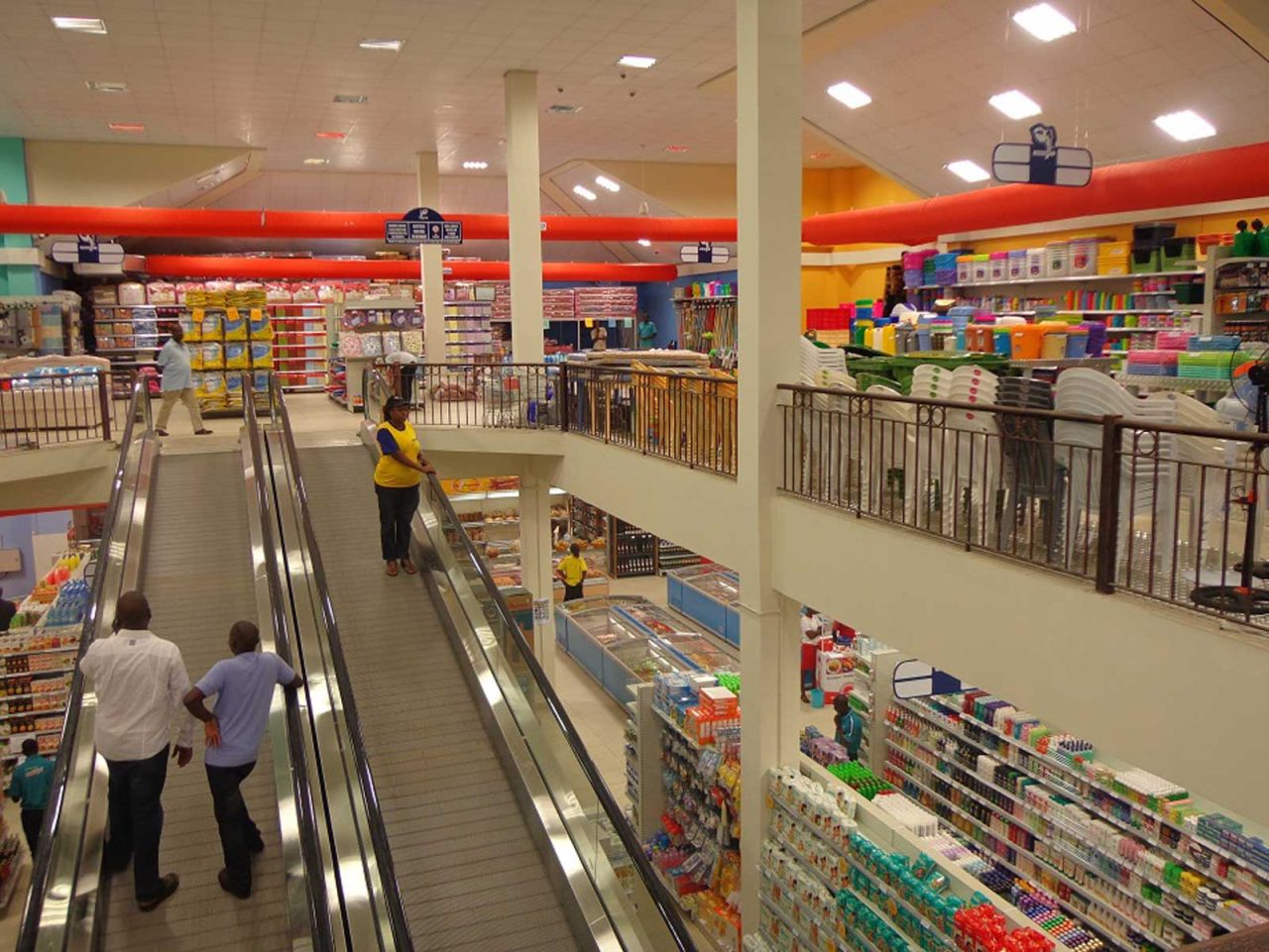 Bugolobi-centro-commerciale-africa-Nakumatt-Village-7-1280x961.jpg