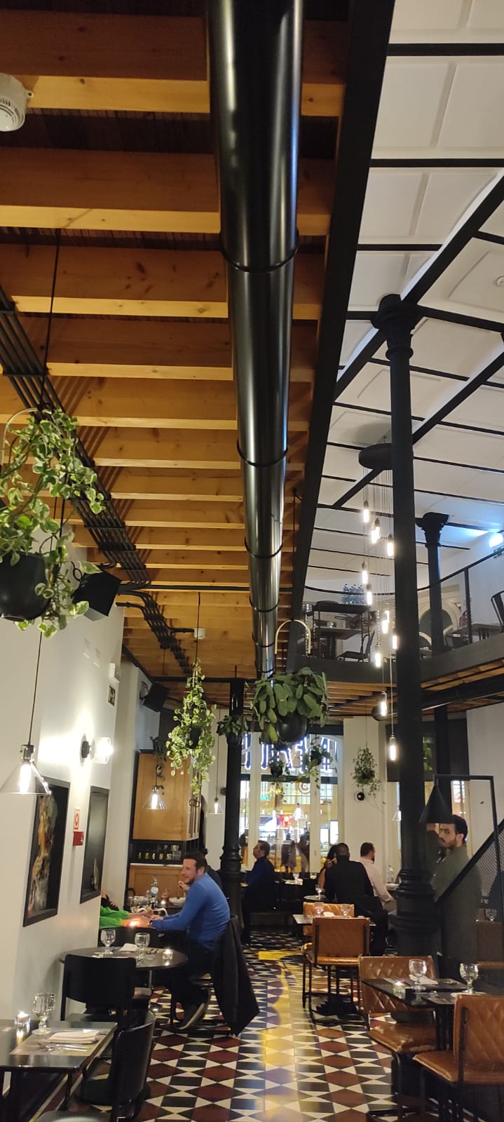 metallo circ vernic ristorante lisbona (6)